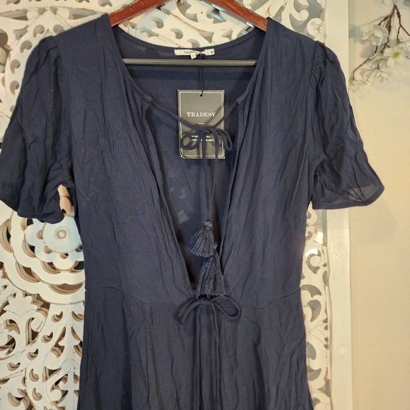 TULAROSA TALLULAH KEYHOLE BLUE TASSEL DRESS NWT SIZE MEDIUM - Picture 14 of 15